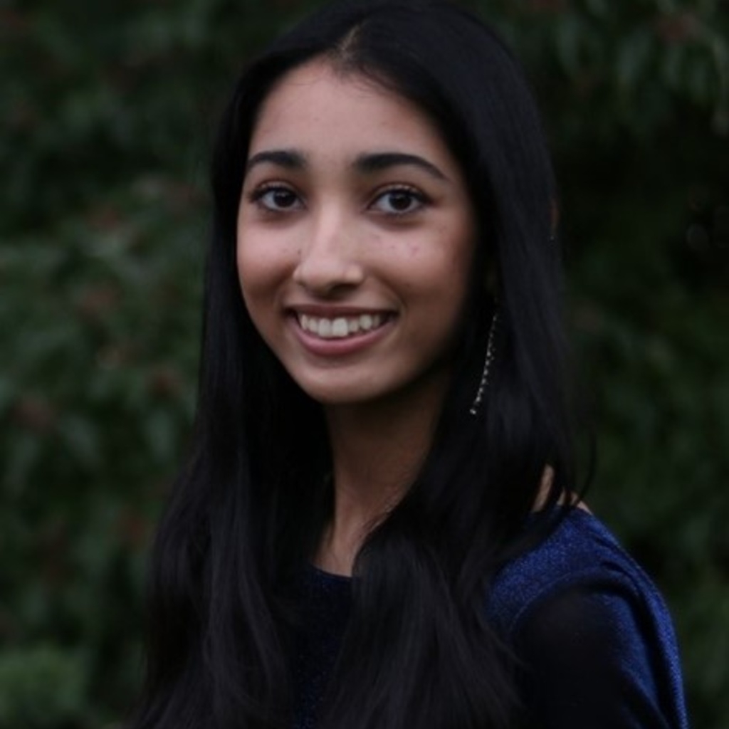 Radhika Khanna.jpg